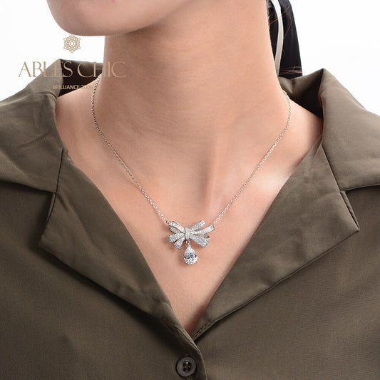 Pavé-Halskette mit Turmalin-Schmetterling und Fliege B0487