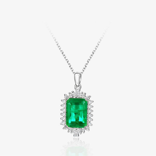 Royale Halskette mit Labor-Smaragd B0337
