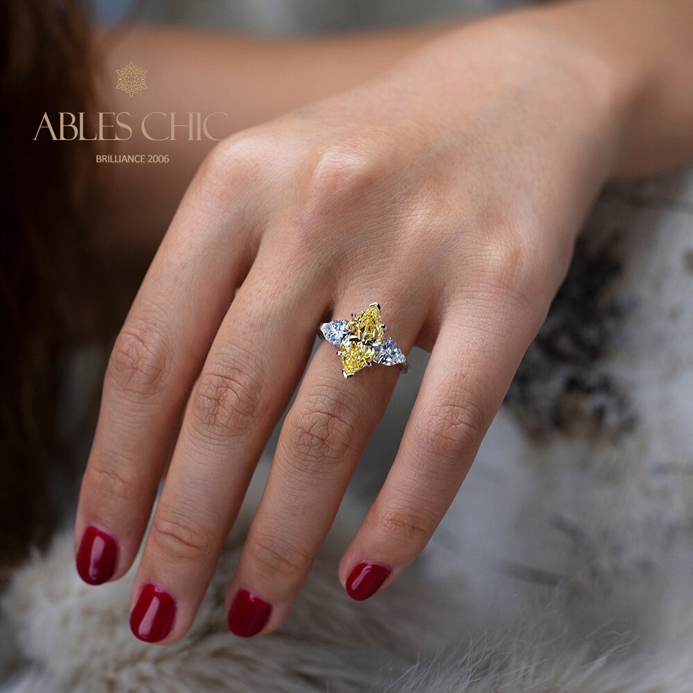 Diamant-Verlobungsring mit 3 Steinen R0313
