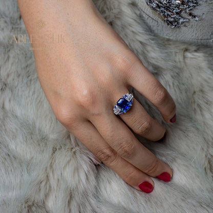 Verlobungsring mit Diamant im Asscher-Schliff R0380