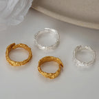 Ring mit abstraktem Mattmuster R179