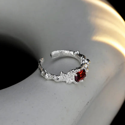Granatring mit Alien-Textur und Zirkonia R1248