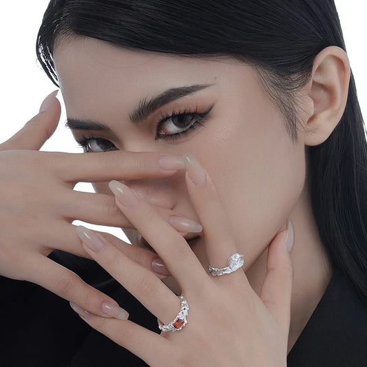 Klobiger Ring mit Alien-Textur R1246