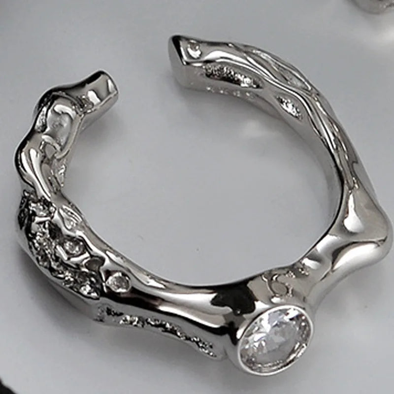 Alien Textur CZ Ring R1252