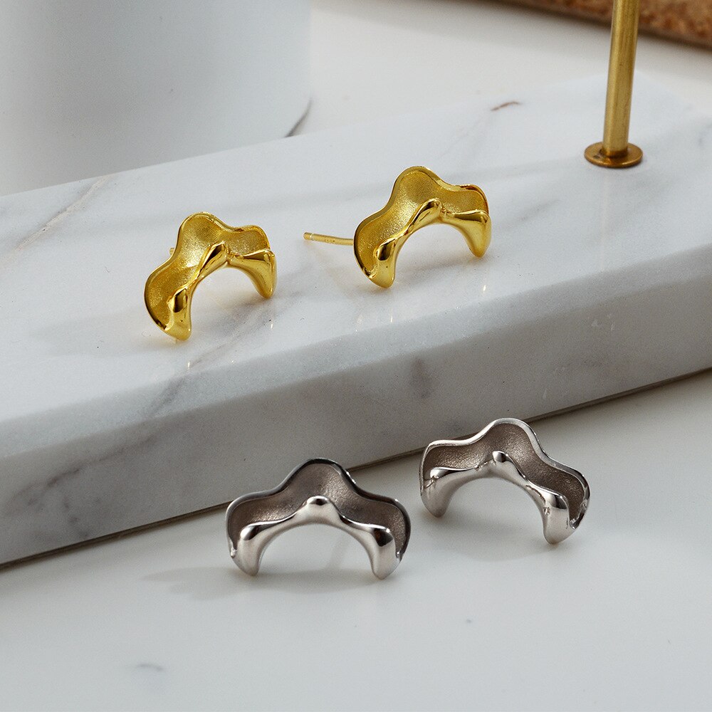 Exzentrische Beanpod-Ohrstecker E1031