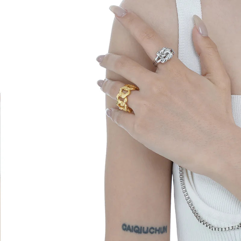 Gehämmerter Ring mit geschlagenen Gliedern R14