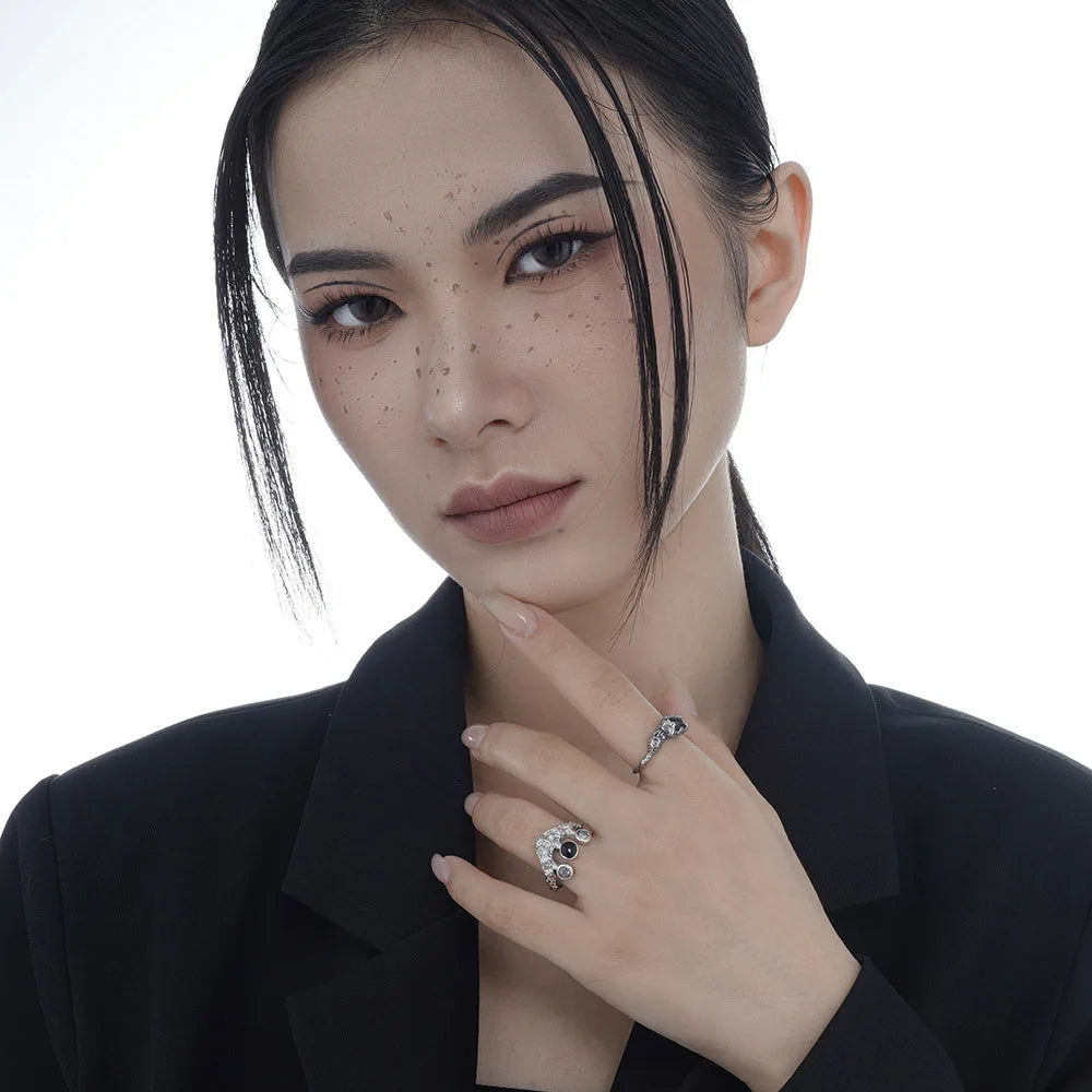 Strukturierter Kronen-Designerring R1164