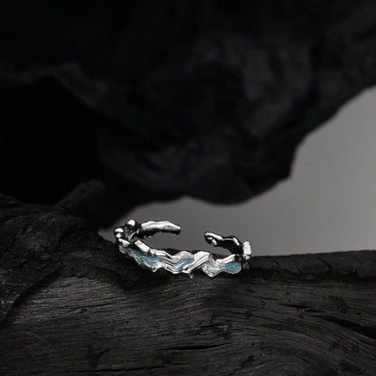 Unregelmäßiger Ring aus mintgrünem Emaille R1176