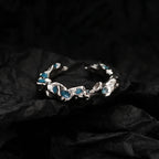 Unregelmäßiger Ring aus blauem Emaille R1162