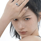 Klobiger Ring mit Alien-Textur R1232