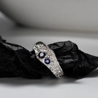 Klobiger unregelmäßiger CZ-Ring R1218