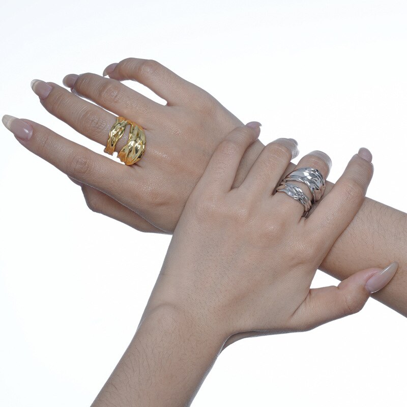 Impressionistischer, weit geöffneter Ring R1095