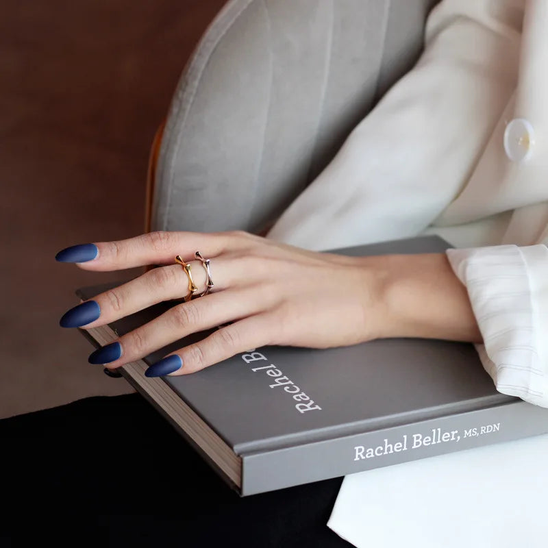 Offener Ring mit geometrischem Stern R1138