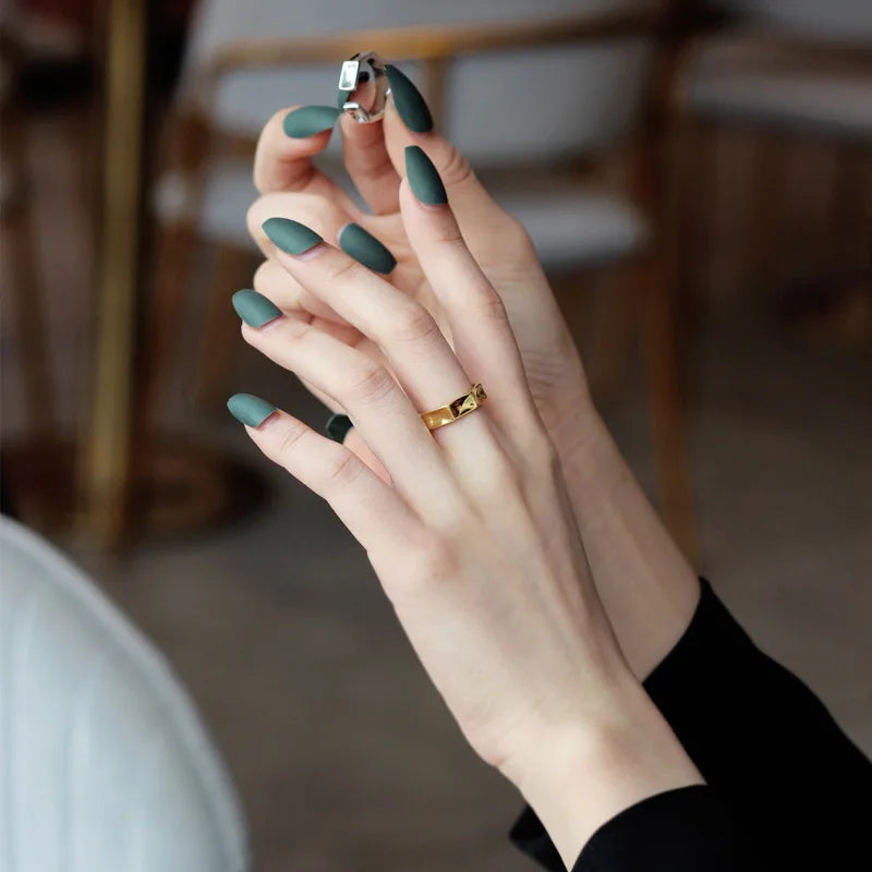 Dicker geometrischer Ring R1153