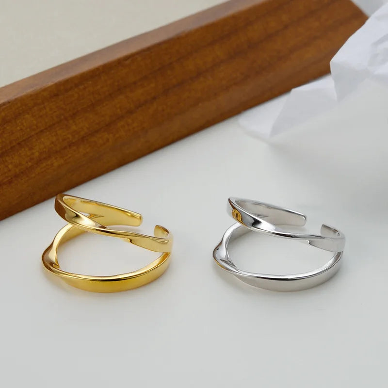 Ring aus unregelmäßig verdrillten Drähten R1130