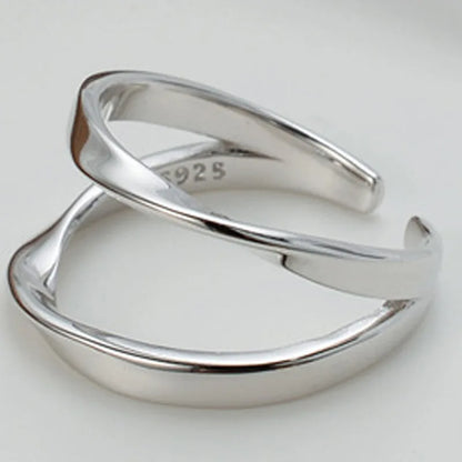 Ring aus unregelmäßig verdrillten Drähten R1130