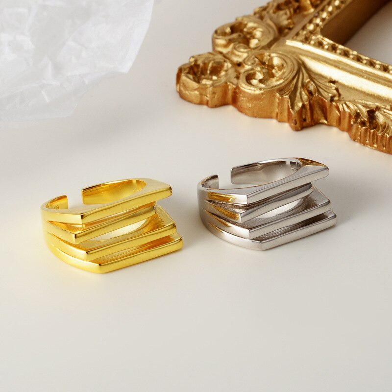 Dicker, quadratischer Lagenring R1039