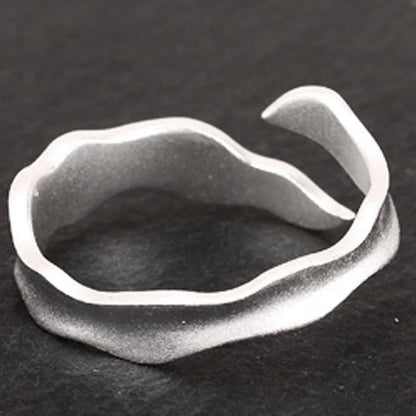 Minimalistischer Ring mit matter Welle R116