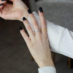 Minimalistischer Ring mit matter Welle R116