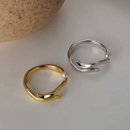 Minimalistischer Ring mit Muschelperlen R1034