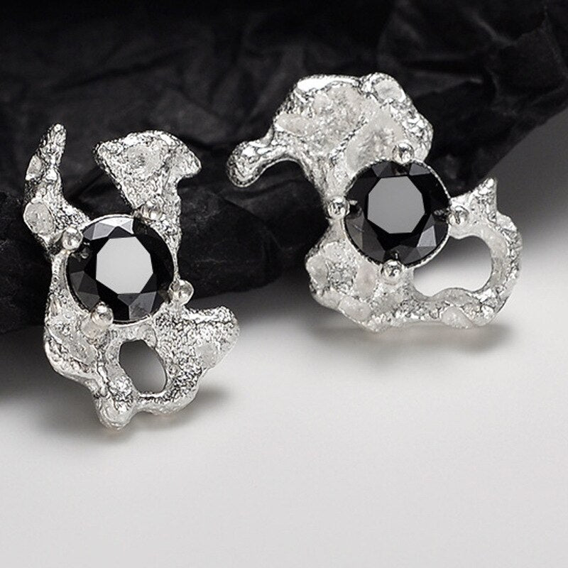 Matte Ohrstecker mit Rüschen E1215