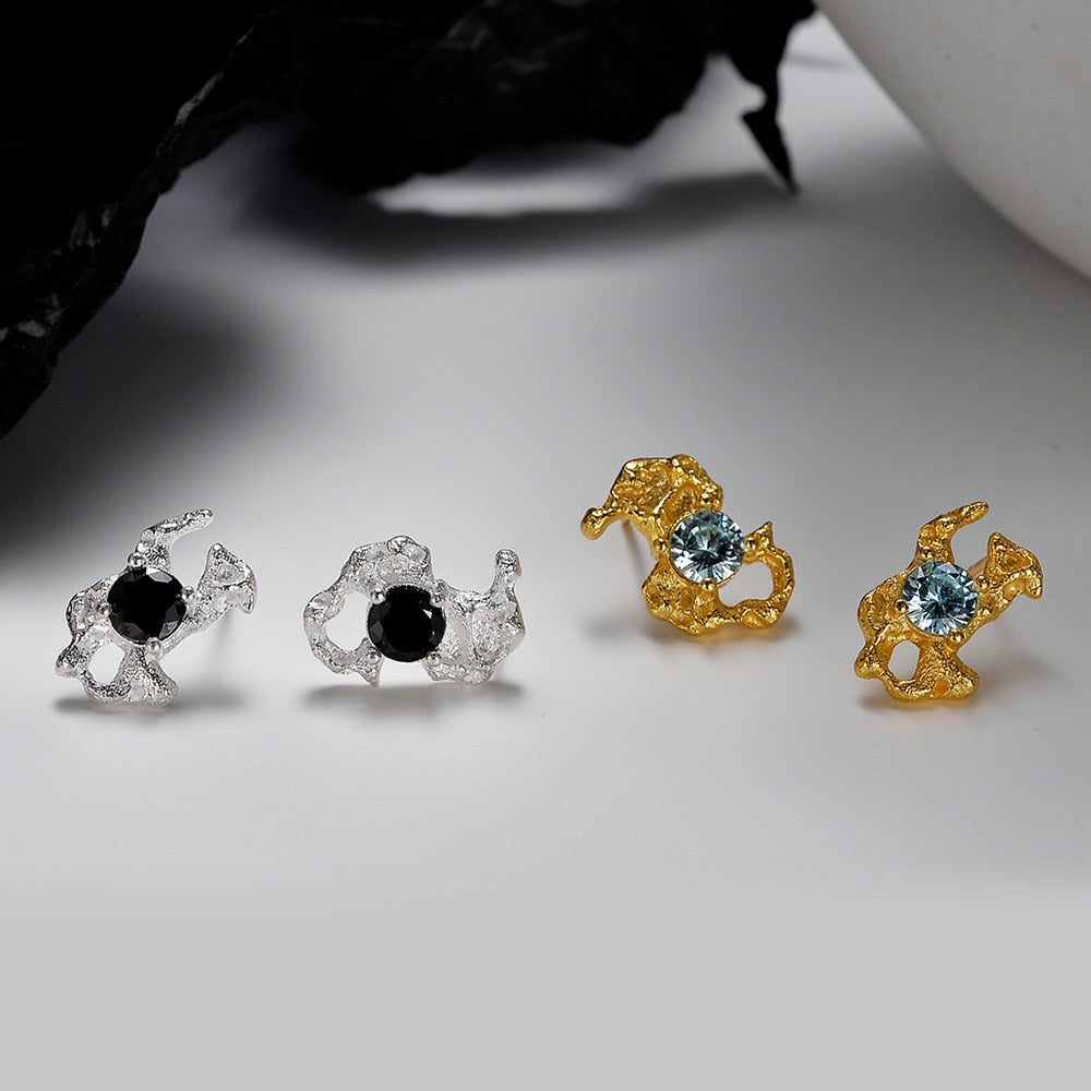 Matte Ohrstecker mit Rüschen E1215