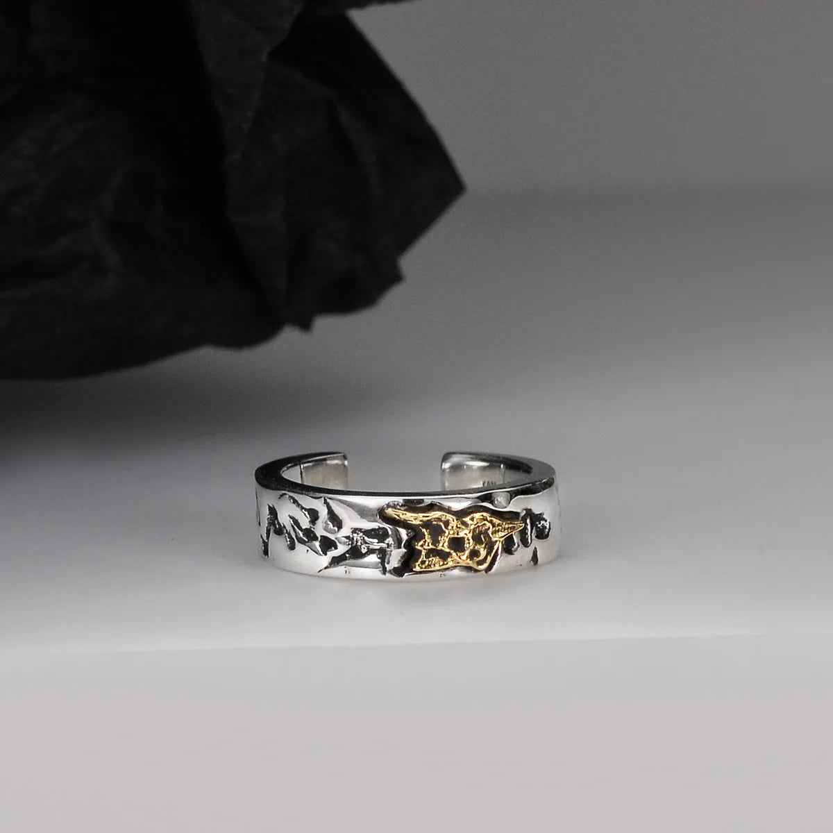Goldener Filigran-Ohrring E1133, 1 Stück