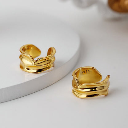 Unregelmäßige Liquid Ear Cuffs E1094 1 Stück