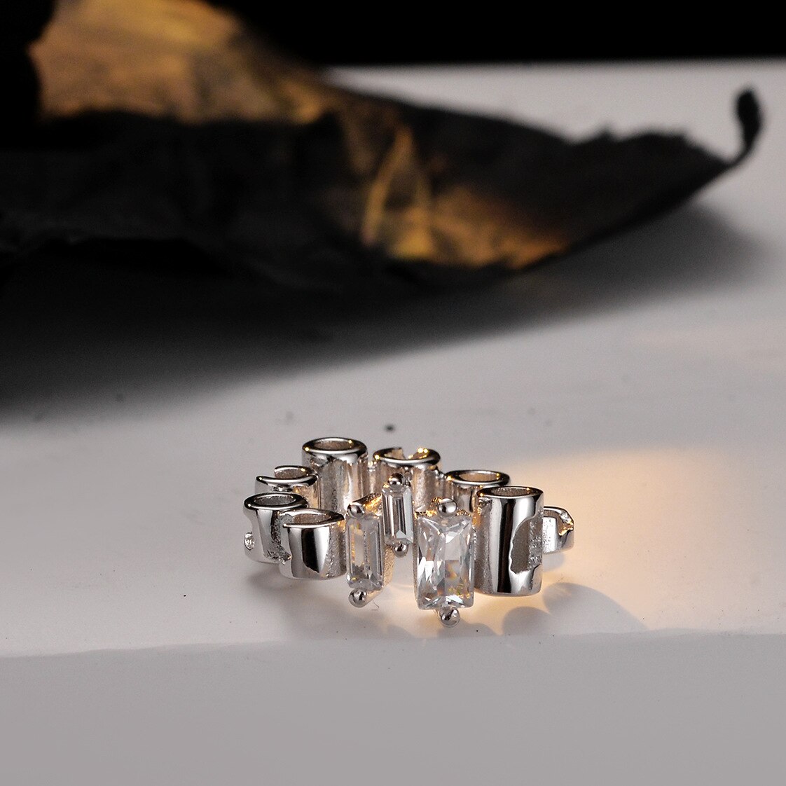 Unregelmäßige Tubes Ear Cuffs E1123 1 Stück