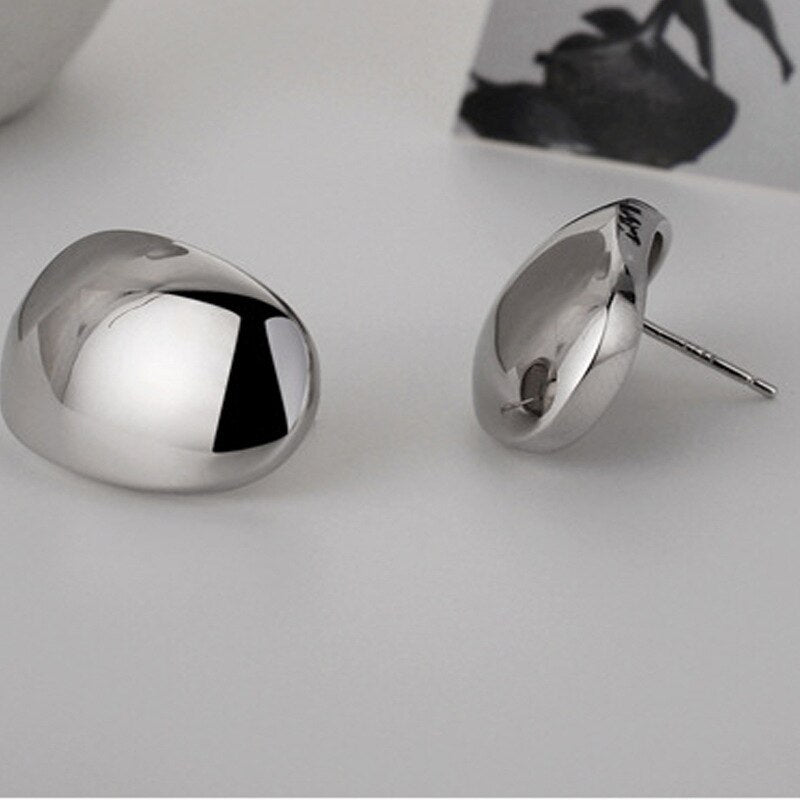 Polierte Beanpod-Ohrstecker E1191