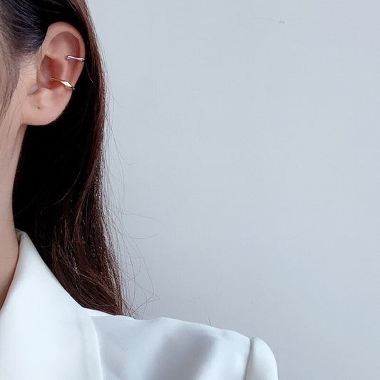 Unregelmäßiger Liquid Hoop Ear Cuff E1097 1 Stück