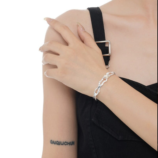 Weißes Achat-Armband mit Falten B1021