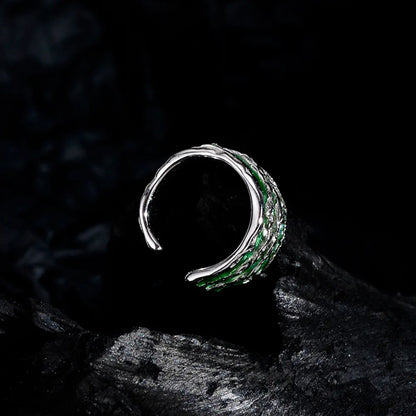 Grüner Emaille-Ohrring, breit, asymmetrisch, E1184, 1 Stück