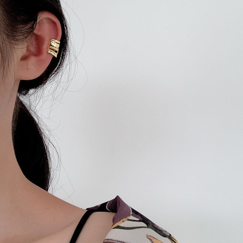 Breite Avantgarde-Ohr-Huggies E1079 1 Stück