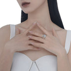 Ring mit quadratischem Stein und Alien-Muster R1198