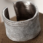 Breiter offener Ring mit Stoffstruktur R1264