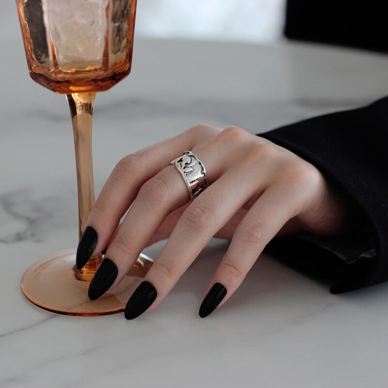 Breiter, ausdrucksstarker, dicker Ring R1281