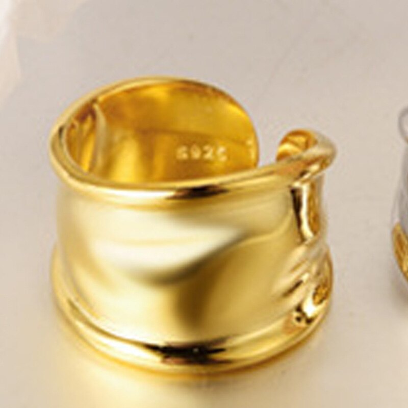 Breiter, unregelmäßiger offener Ring R1063