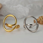 Minimalistischer unregelmäßiger Ring mit Draht R1003