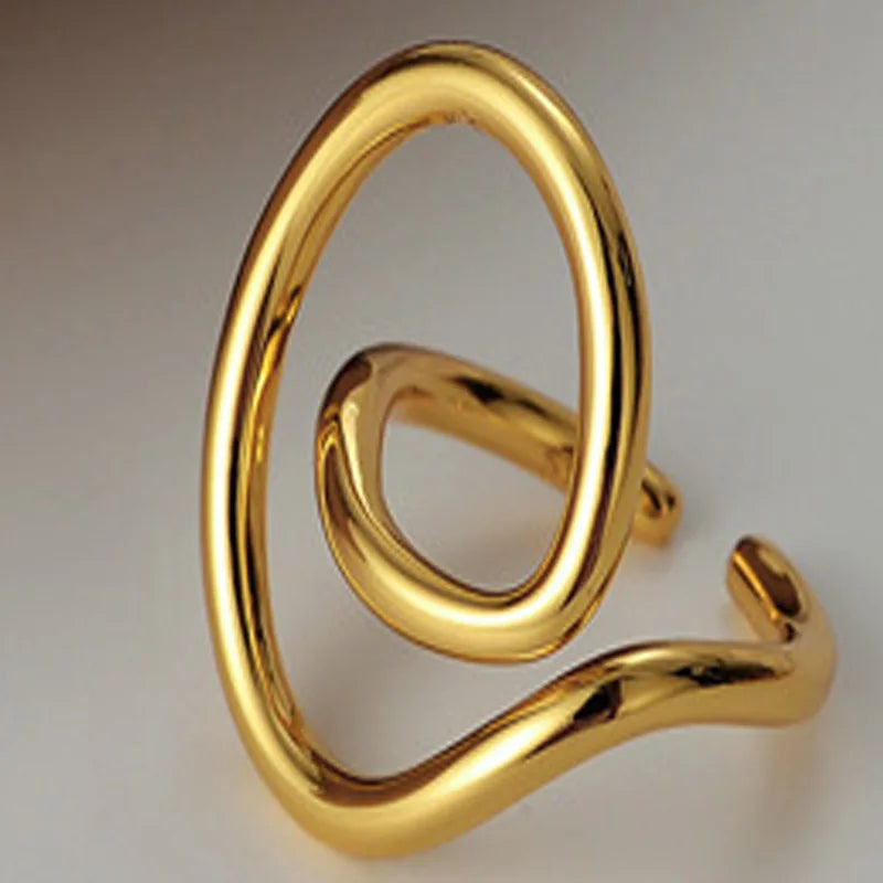 Minimalistischer unregelmäßiger Ring mit Draht R1003