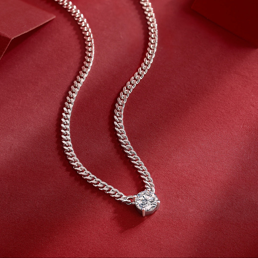 Solitiare Moissanite Curb Chain Necklace