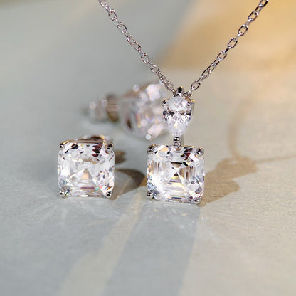 Solitär-Halskette mit 3 Karat Asscher 5a CZ