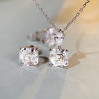Solitär-Ohrringe mit 3 Karat Asscher-Steinen und 5a Zirkonia
