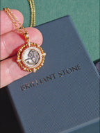 Halskette mit umgedrehter antiker Münze 5982