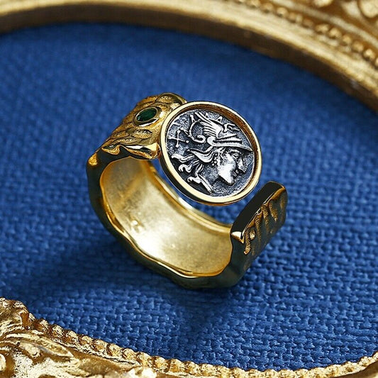 Breiter Ring mit geschlagener römischer Münze R1004