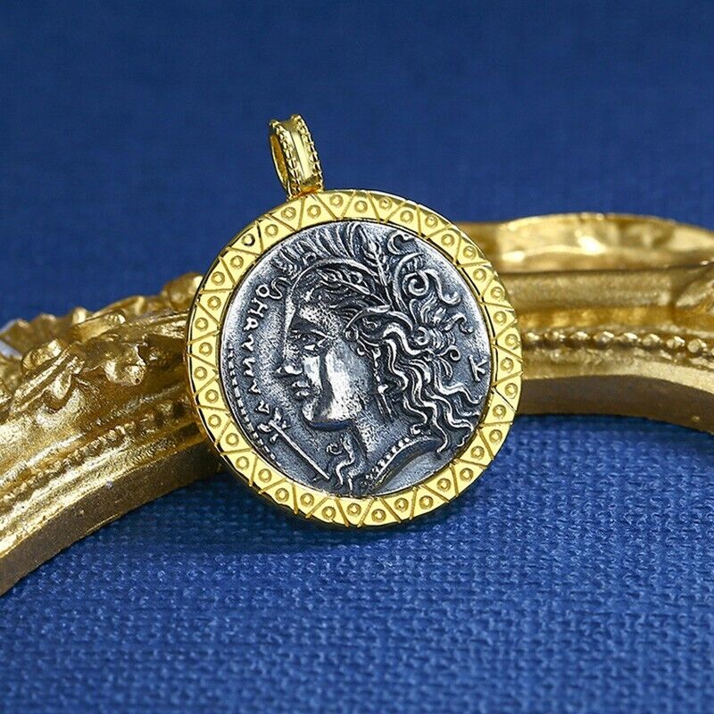 Anhänger mit griechischer Münze von Demeter, N1030