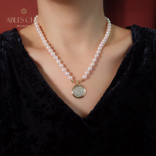 Byzantinische Athena-Münze, Akoya-Perlenkette