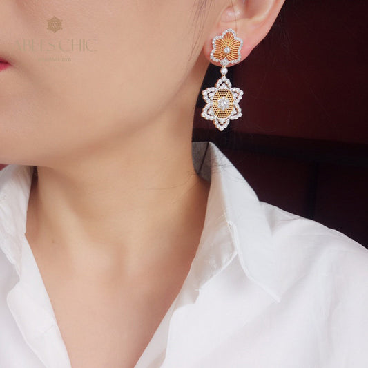 Ohrringe „Eloquence“ mit Blumenbesatz 5907