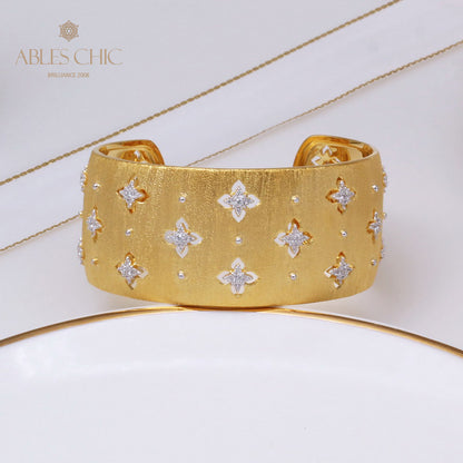 Breites Armband mit keltischem Kleeblatt 5059