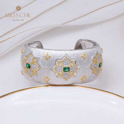 Dichtes Laubsägen-Smaragd-Blumenarmband 5232